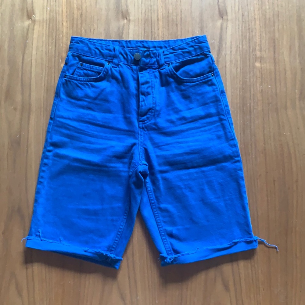 TOP SHOP BOUTIQUE high waisted biker denim shorts Bermuda